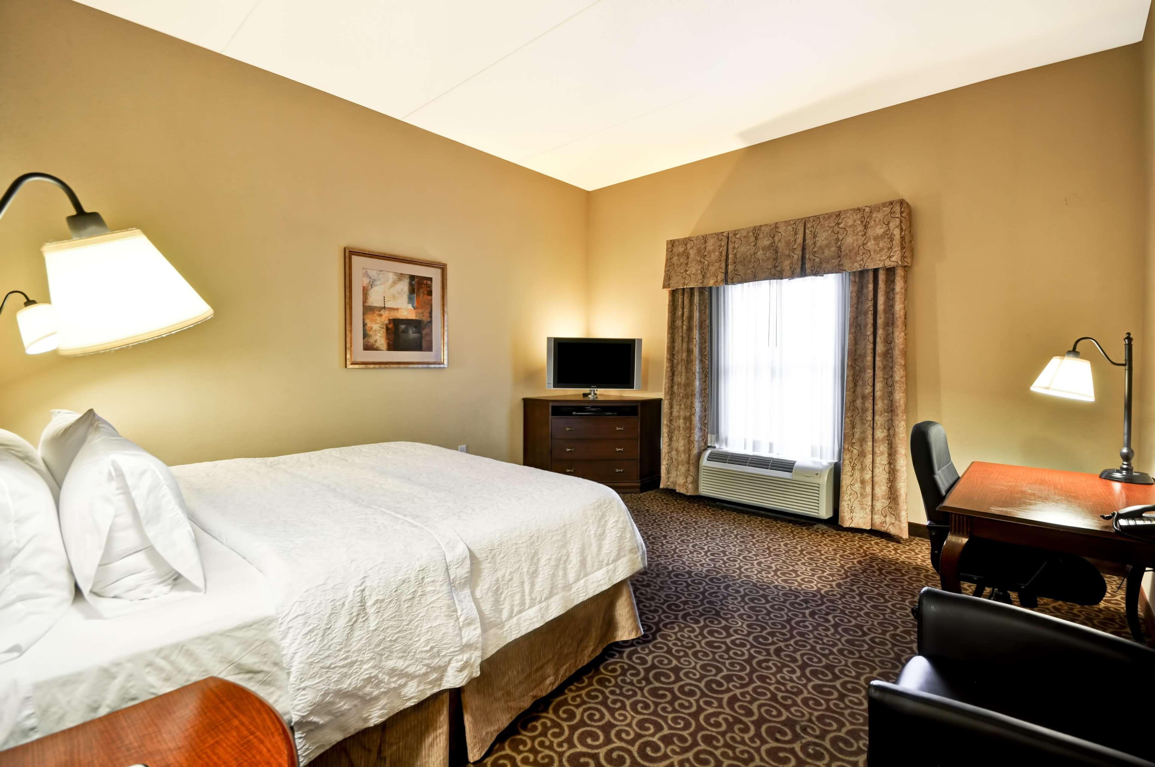 Hampton Inn And Suites Fredericksburg Dış mekan fotoğraf