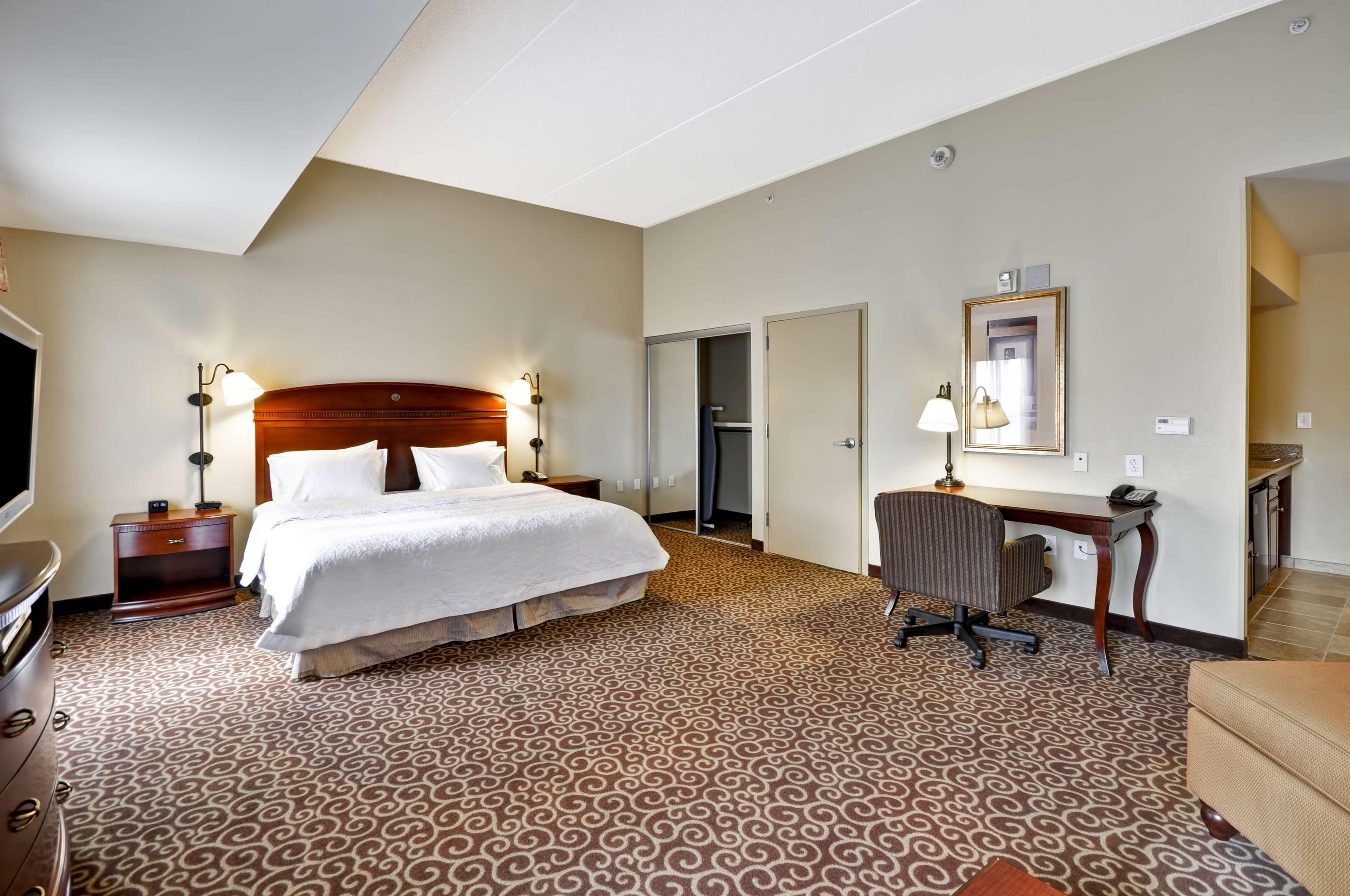 Hampton Inn And Suites Fredericksburg Dış mekan fotoğraf