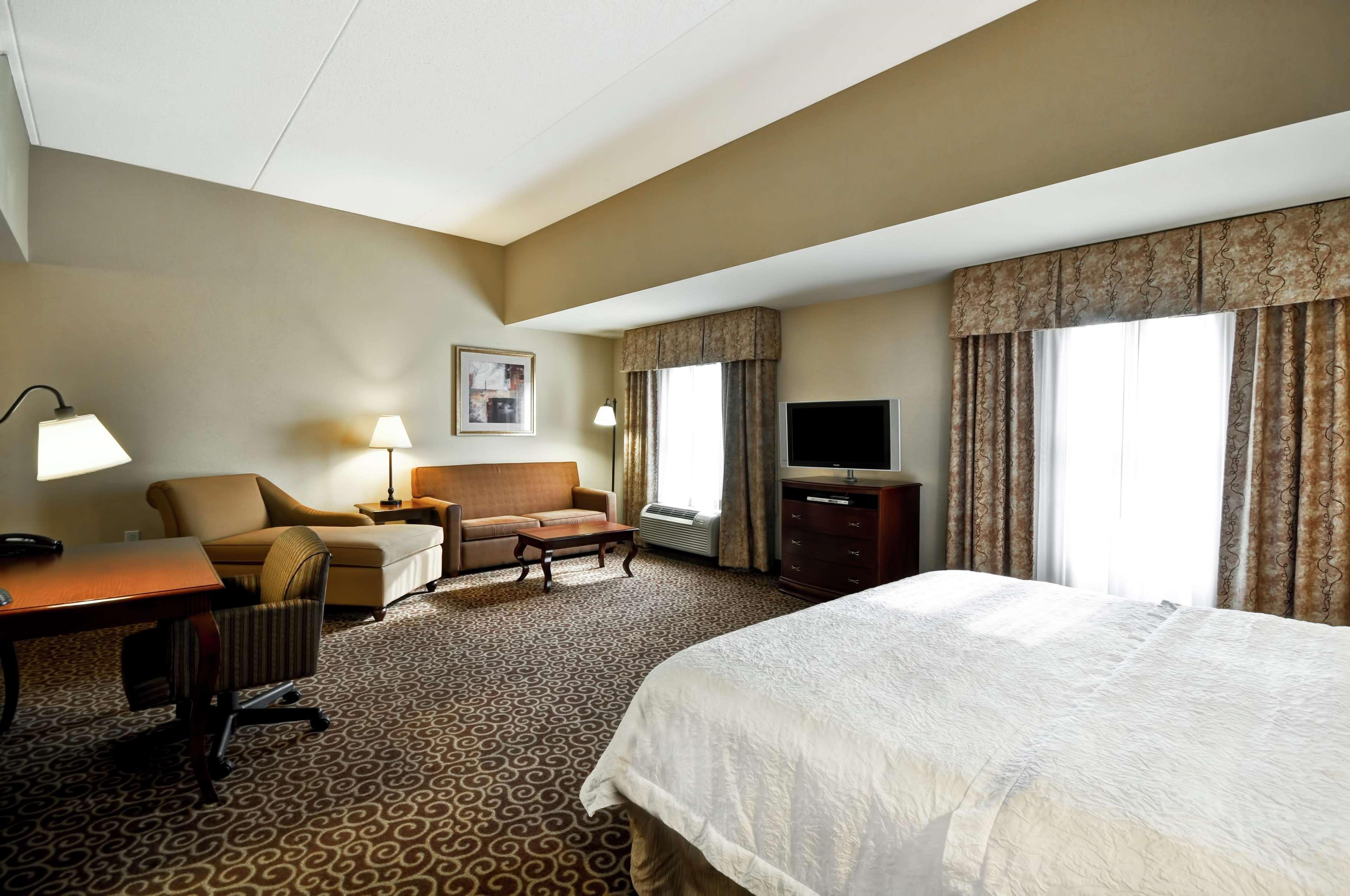 Hampton Inn And Suites Fredericksburg Dış mekan fotoğraf