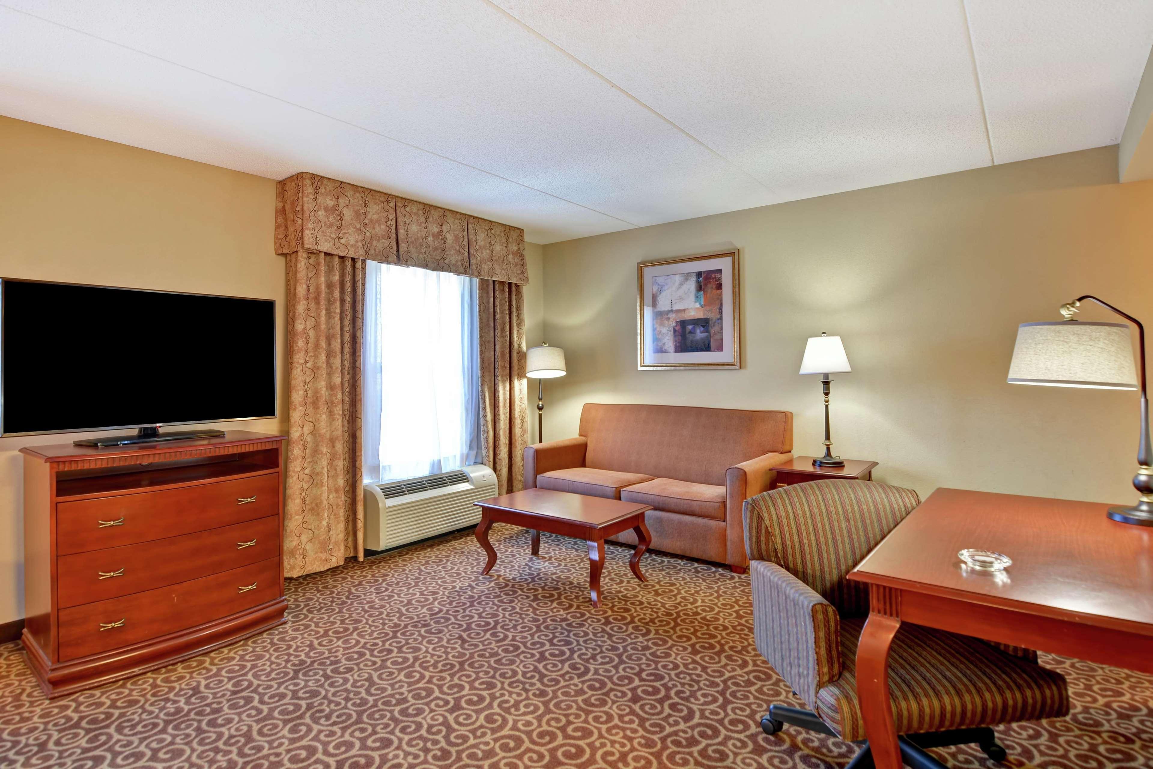 Hampton Inn And Suites Fredericksburg Dış mekan fotoğraf