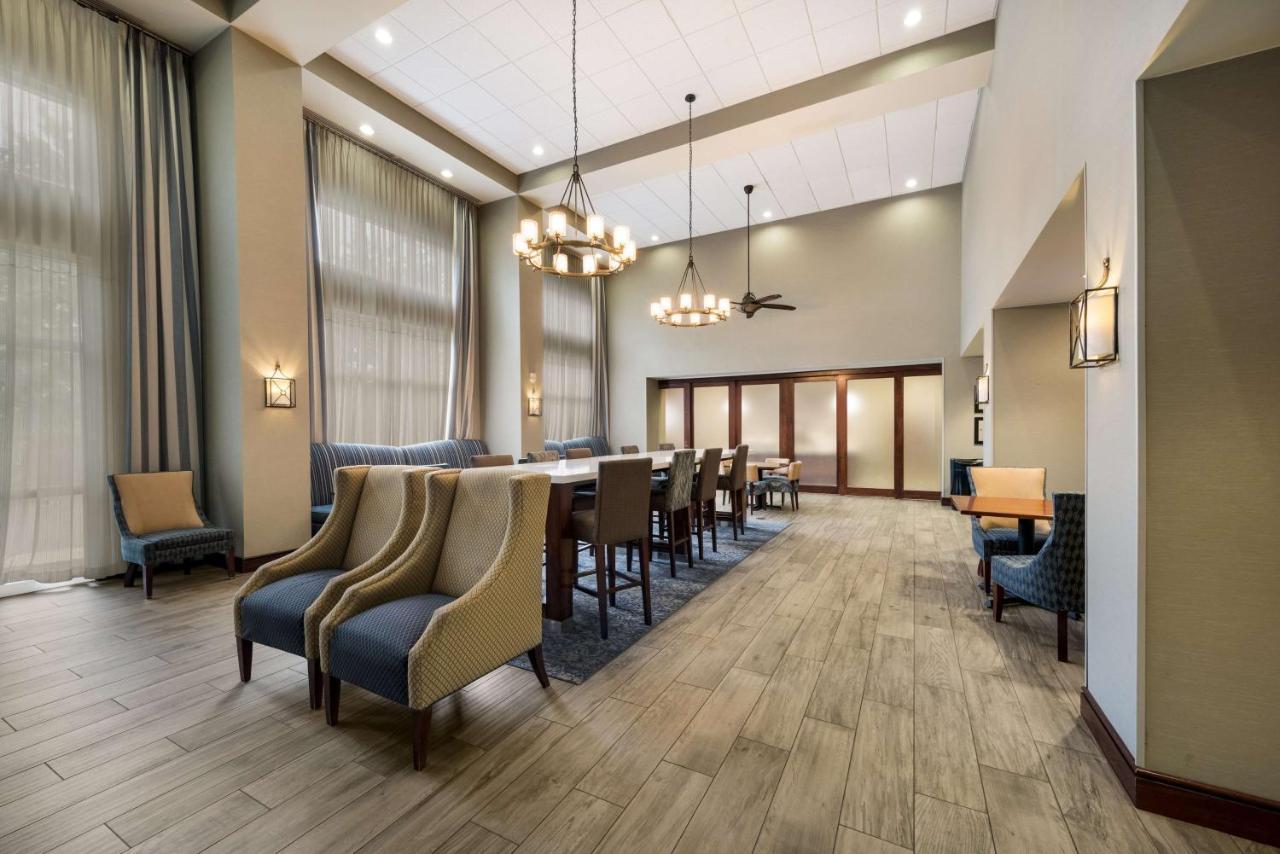 Hampton Inn And Suites Fredericksburg Dış mekan fotoğraf