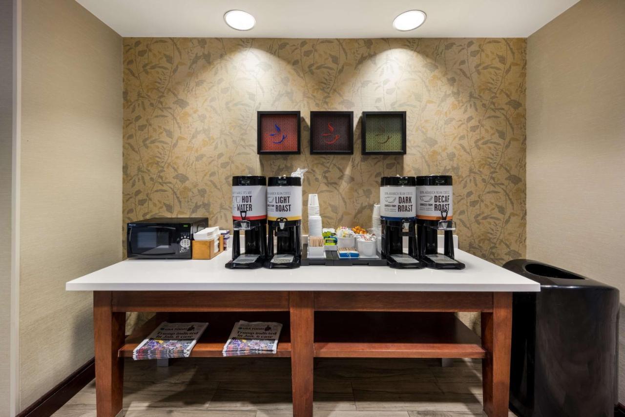 Hampton Inn And Suites Fredericksburg Dış mekan fotoğraf