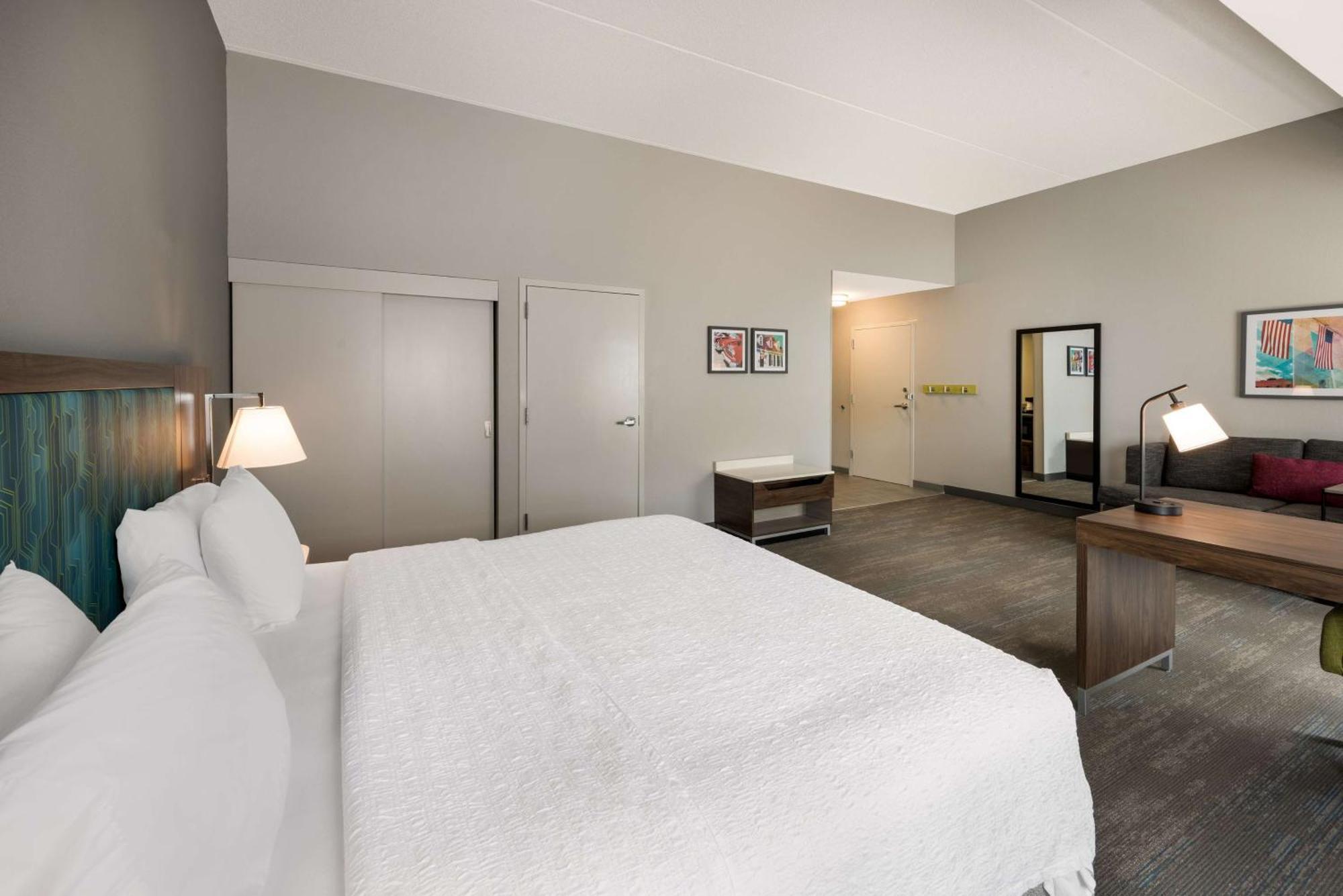 Hampton Inn And Suites Fredericksburg Dış mekan fotoğraf