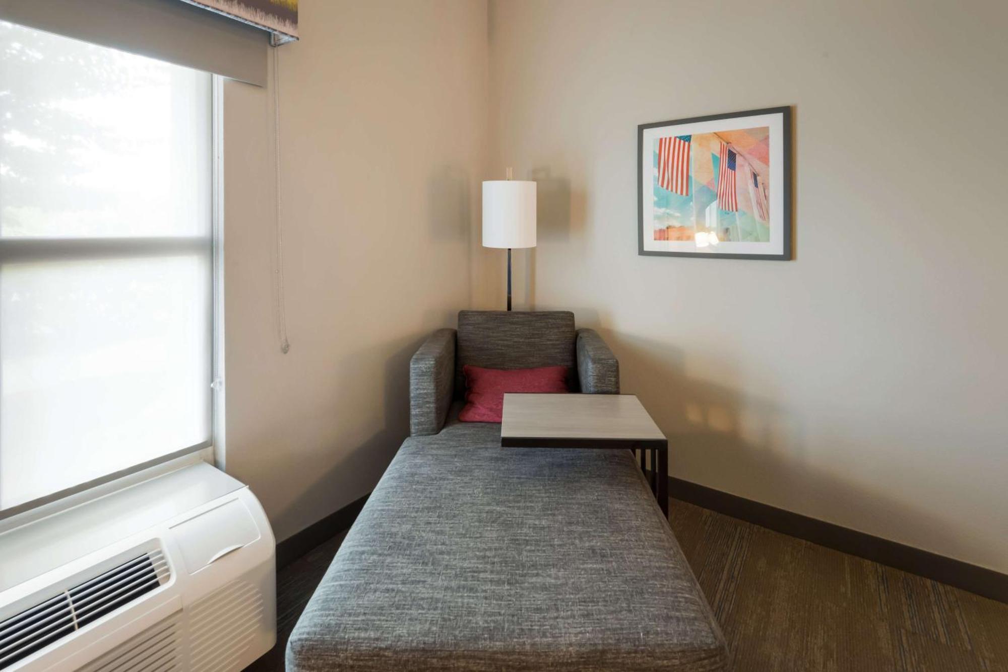Hampton Inn And Suites Fredericksburg Dış mekan fotoğraf
